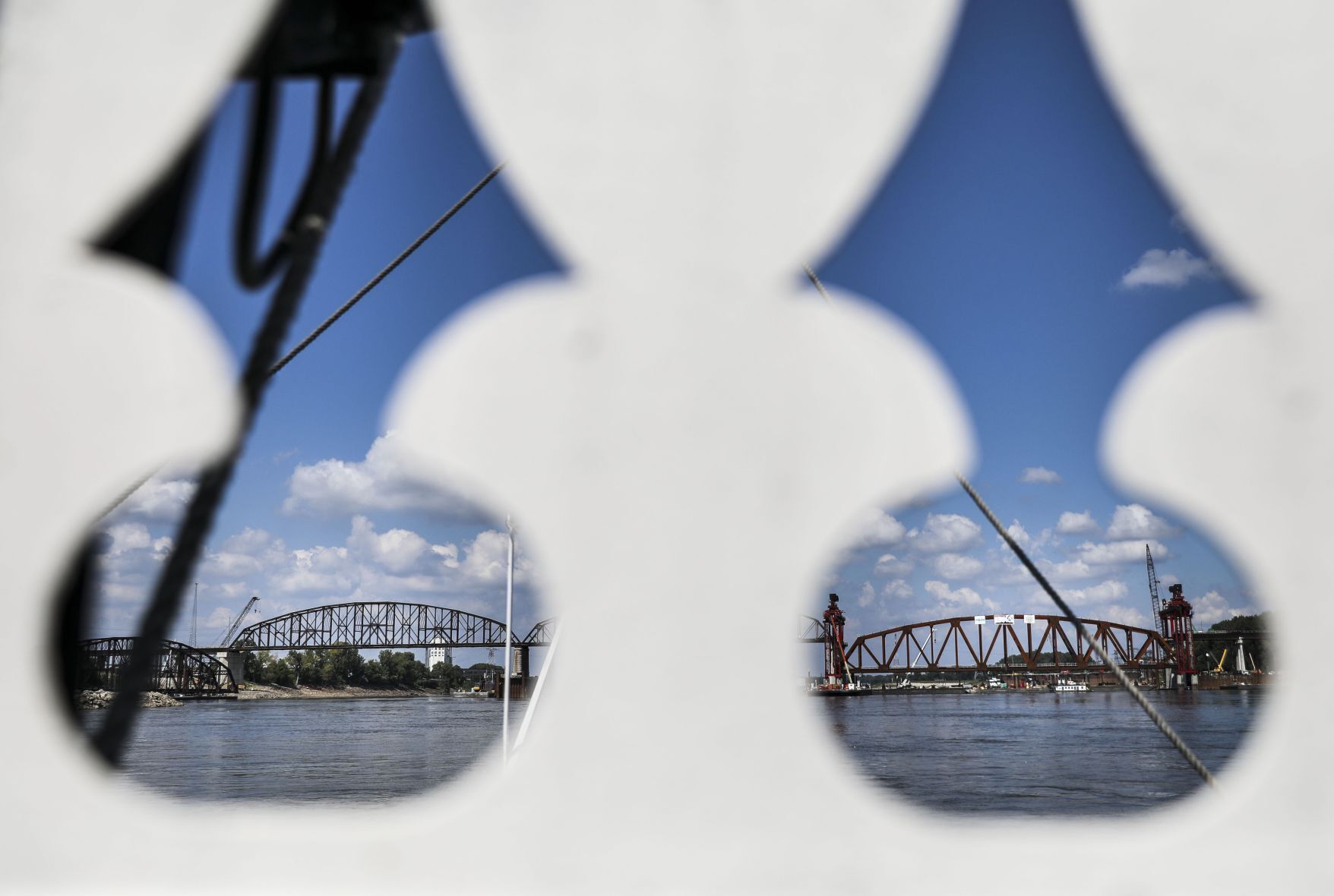 Merchants Bridge gets a lift